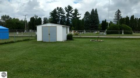 3225 Casmere Rd, Standish, MI 48658 photo 2