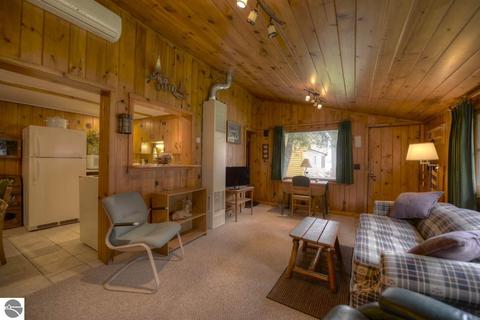 8125 S Rustic Dr, Cedar, MI 49621 photo 11