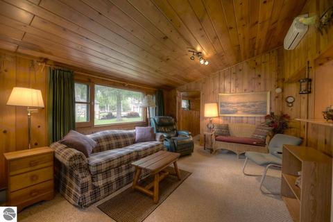 8125 S Rustic Dr, Cedar, MI 49621 photo 10