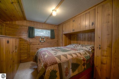 8125 S Rustic Dr, Cedar, MI 49621 photo 14