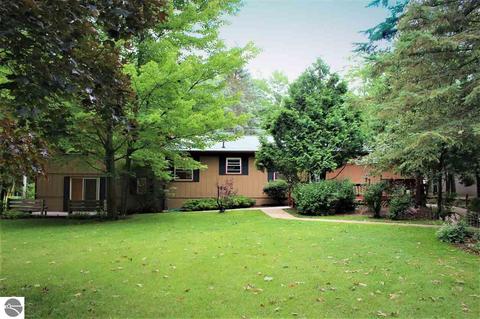 4552 Case Blvd, Interlochen, MI 49643 photo 2