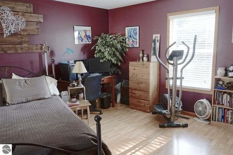 4957 E Pleasant Valley Rd, Shepherd, MI 48883 photo 8