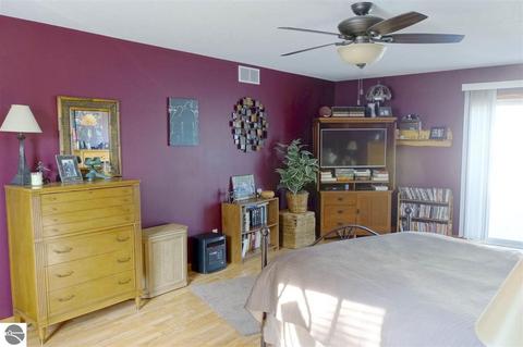 4957 E Pleasant Valley Rd, Shepherd, MI 48883 photo 10