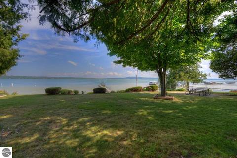 8145 S Rustic Dr, Cedar, MI 49621 photo 3
