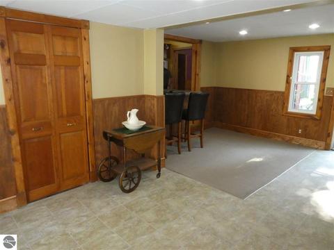 217 N Barnes St, Ithaca, MI 48847 photo 15