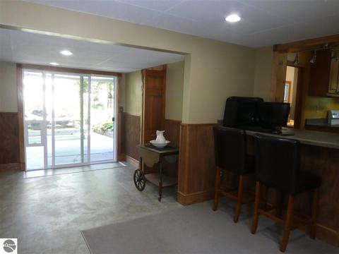 217 N Barnes St, Ithaca, MI 48847 photo 14