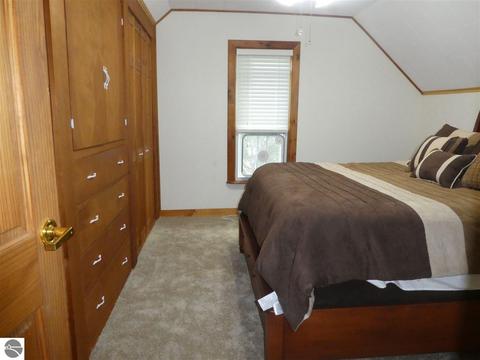 217 N Barnes St, Ithaca, MI 48847 photo 25