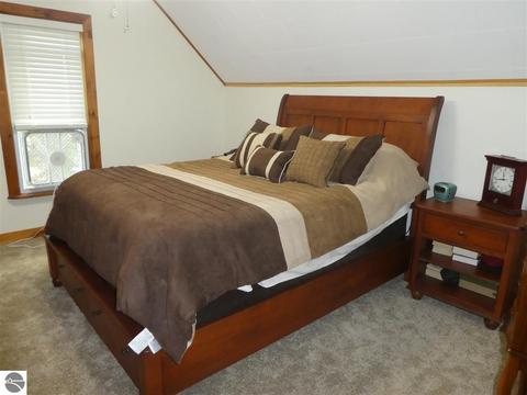 217 N Barnes St, Ithaca, MI 48847 photo 24