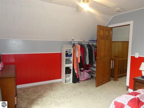 217 N Barnes St, Ithaca, MI 48847 photo 23