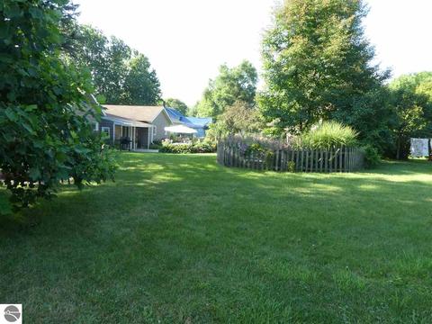 217 N Barnes St, Ithaca, MI 48847 photo 29