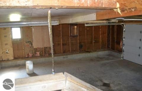 8806 W Pierce Rd, Sumner, MI 48889 photo 14