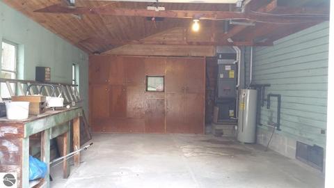 320 N Grv, Standish, MI 48658 photo 7
