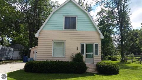 320 N Grv, Standish, MI 48658 photo 4