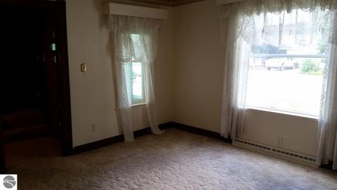 320 N Grv, Standish, MI 48658 photo 32