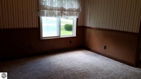 320 N Grv, Standish, MI 48658 photo 29