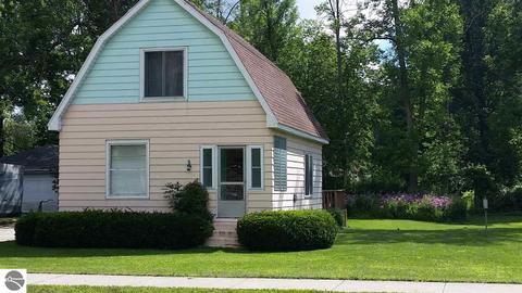 320 N Grv, Standish, MI 48658 photo 1