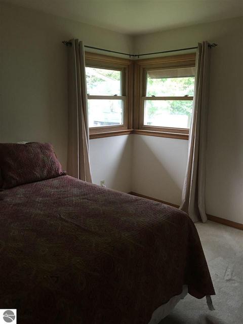 780 Renfrew Rd, Alma, MI 48801 photo 12
