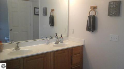 4390 S Loomis Rd, Shepherd, MI 48883 photo 23