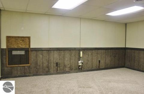 8840 S Circle Dr E, Farwell, MI 48622 photo 29