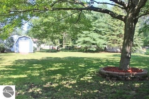 8840 S Circle Dr E, Farwell, MI 48622 photo 53