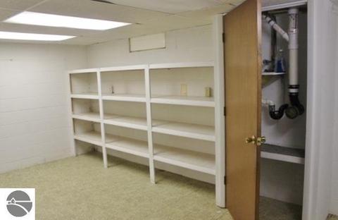 8840 S Circle Dr E, Farwell, MI 48622 photo 38