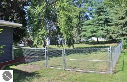 8840 S Circle Dr E, Farwell, MI 48622 photo 50