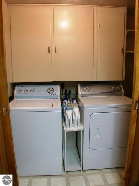 430 N Saint Johns St, Ithaca, MI 48847 photo 7