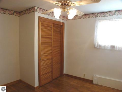 430 N Saint Johns St, Ithaca, MI 48847 photo 16
