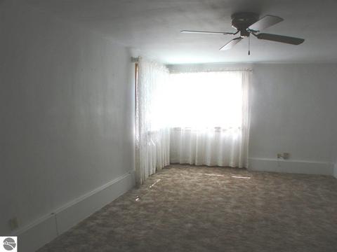 430 N Saint Johns St, Ithaca, MI 48847 photo 14
