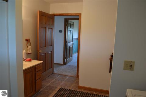 6840 S Summerton Rd, Shepherd, MI 48883 photo 18