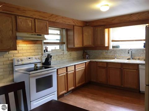 133 Center, Elk Rapids, MI 49629 photo 4