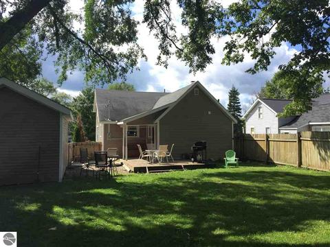 133 Center, Elk Rapids, MI 49629 photo 3