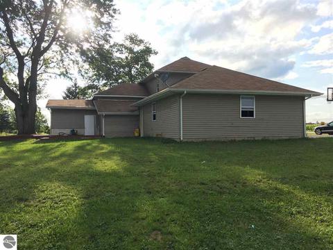 3426 E Blanchard Rd, Shepherd, MI 48883 photo 2