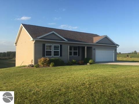 7485 Meadows Dr, Cedar, MI 49621 photo 32