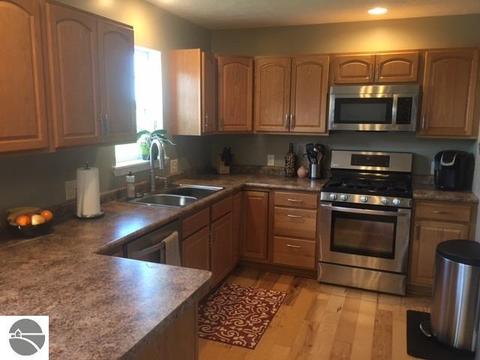 7485 Meadows Dr, Cedar, MI 49621 photo 11