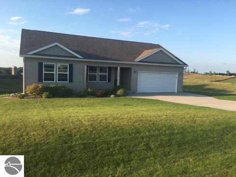 7485 Meadows Dr, Cedar, MI 49621 photo 31