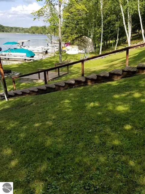 8236 Avalon Dr, Hale, MI 48739 photo 7
