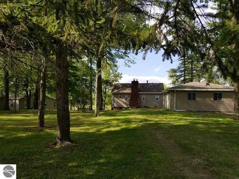 8236 Avalon Dr, Hale, MI 48739 photo 16