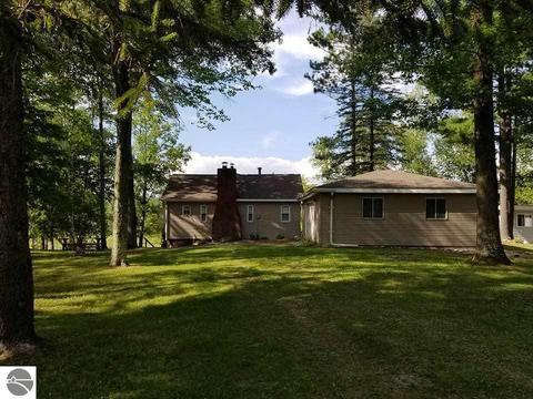 8236 Avalon Dr, Hale, MI 48739 photo 11
