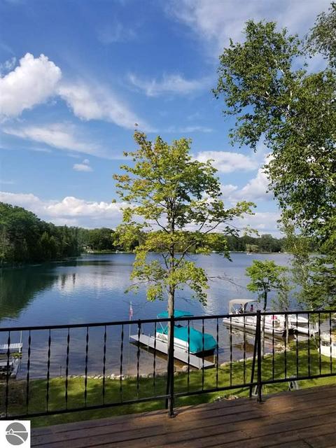 8236 Avalon Dr, Hale, MI 48739 photo 9
