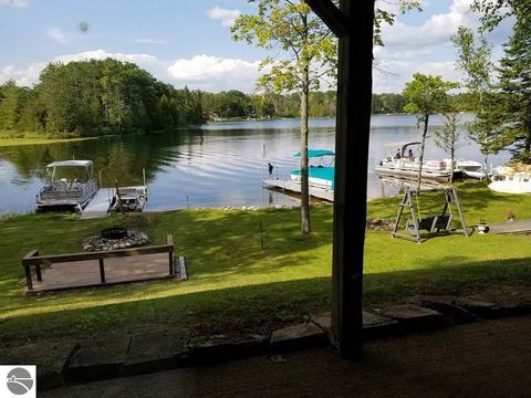 8236 Avalon Dr, Hale, MI 48739 photo 14