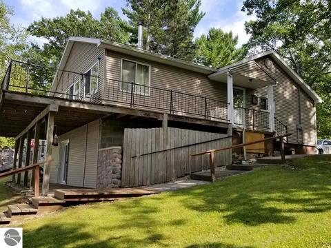 8236 Avalon Dr, Hale, MI 48739 photo 19