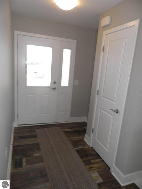 7518 E Meadows Dr, Cedar, MI 49621 photo 2