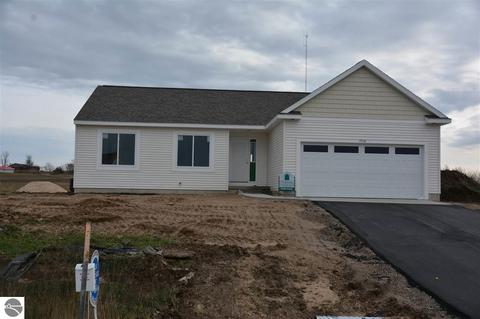 7518 E Meadows Dr, Cedar, MI 49621 photo 1