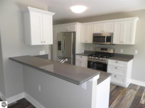 7518 E Meadows Dr, Cedar, MI 49621 photo 9