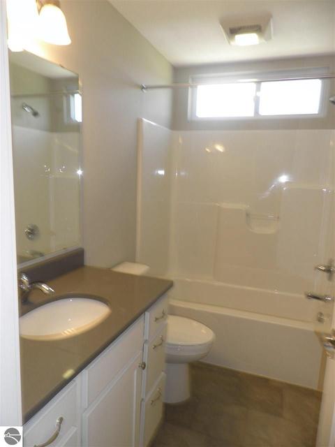 7518 E Meadows Dr, Cedar, MI 49621 photo 20