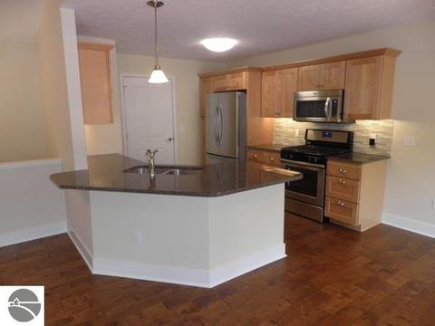7512 E Meadows Dr, Cedar, MI 49621 photo 7