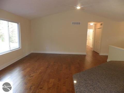 7512 E Meadows Dr, Cedar, MI 49621 photo 12