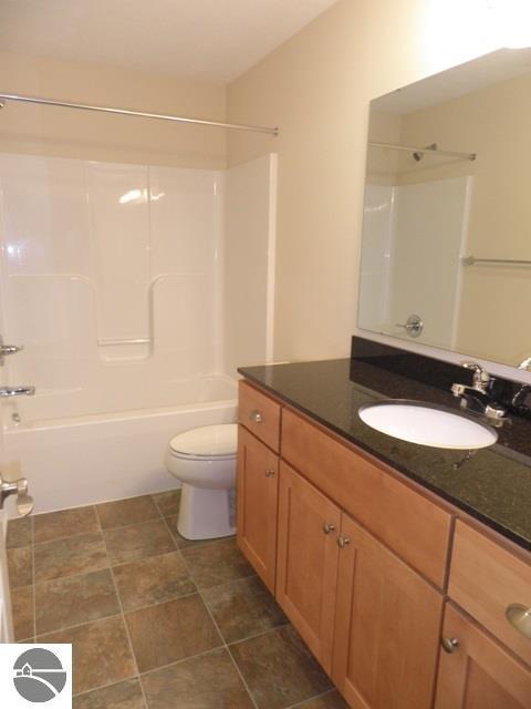 7512 E Meadows Dr, Cedar, MI 49621 photo 21
