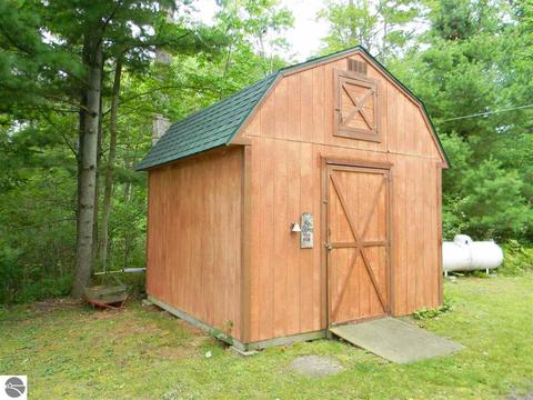 3486 South St, Lupton, MI 48635 photo 9